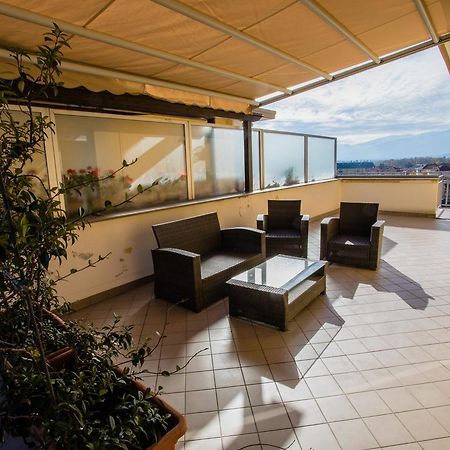 Ferienwohnung Terrazza Di Pinerolo Exterior foto